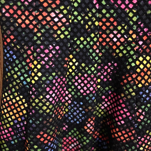 Trina Turk Black Multi Fit & Flare ‘Renita’ Floral Party/Cocktail Dress Sz-S - Picture 4 of 7